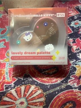 The Crème Shop Hello Kitty BT21 Lovely Dream Palette - Neutral